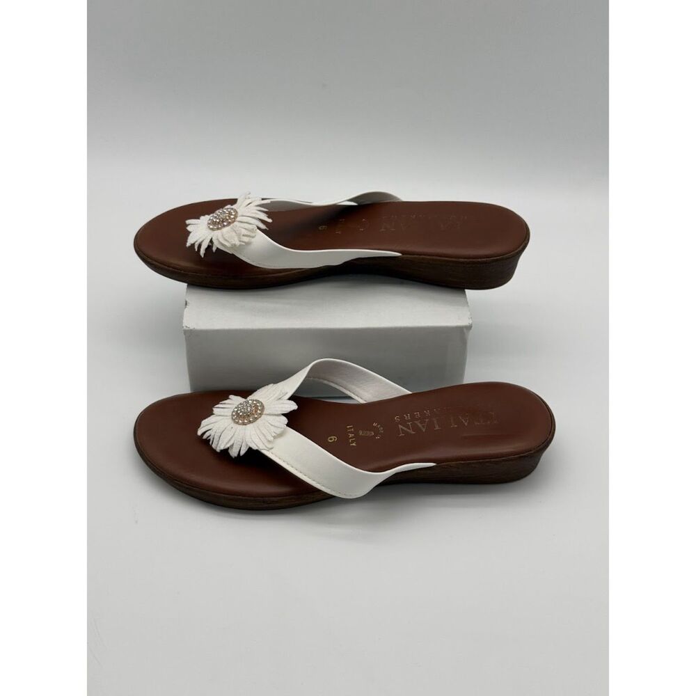 Italian Shoemakers Womens  White Thong Wedge Slip On Sandals Shoes